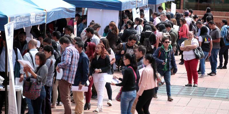 Más de 3.000 participantes en la feria del empleo de la Gobernación de Cundinamarca 


























format=