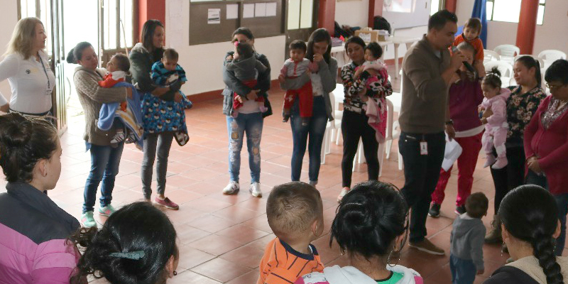 Mujeres de Cajicá reciben orientación sobre cómo prevenir violencias en el núcleo familiar



































