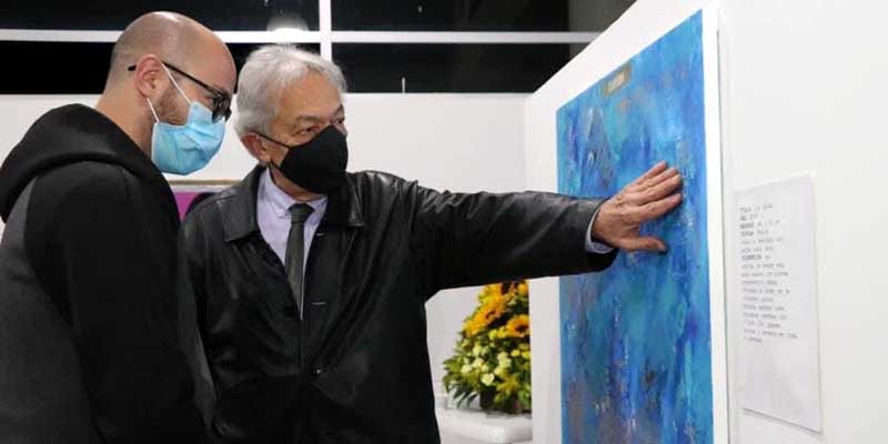 Se exhibe en Madrid primera exposición de pintura para personas con discapacidad visual






