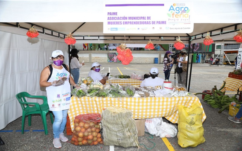 Primera Agroferia Regional y Comercial de Mujer Rural en la Provincia de Rionegro