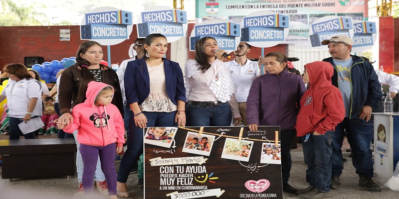 Jorge Celedón y Penchy Castro cantan por los niños con enfermedades huérfanas o terminales 







































