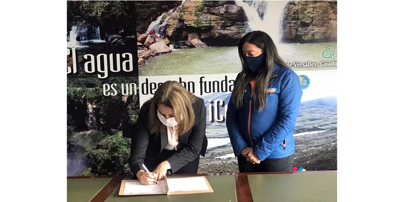 Memorando de entendimiento facilitará programas ambientales de la comunidad empresarial de Cundinamarca





