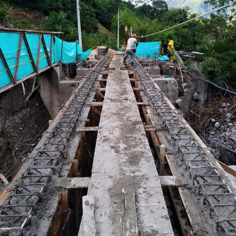Avanza según cronograma la construcción del puente en el sector Murca - LaPalma


























