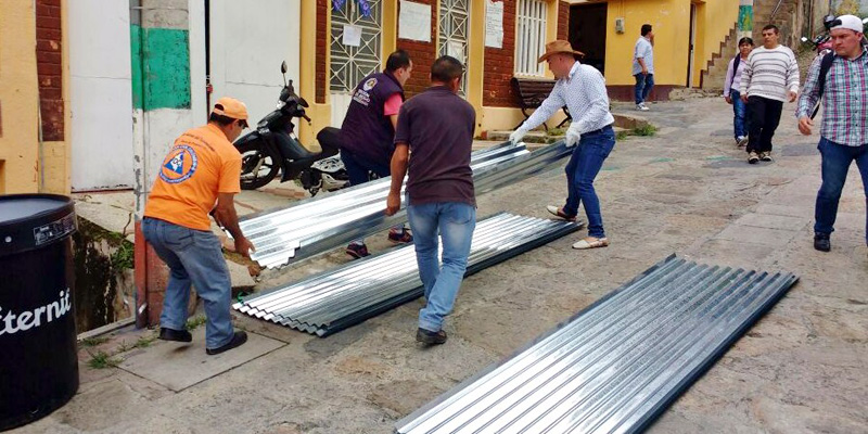 Funza y San Antonio de Tequendama con ayudas humanitarias tras daños causados por intensas  lluvias









