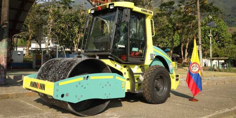 Entrega de maquinaria por cerca de los $3.900 millones en el municipio de Ubalá, Zona B, en la Provincia del Guavio