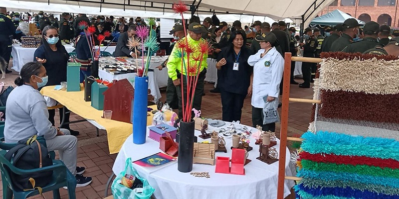 Beneficencia de Cundinamarca presente en Feria Empresarial de la Policía