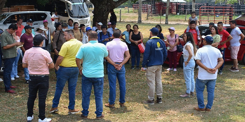 Gobiernos nacional y departamental atienden recuperación de Quetame y Guayabetal
