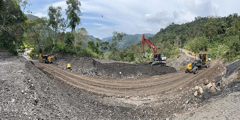 Reabierta la vía Chuguacal-Cambao













