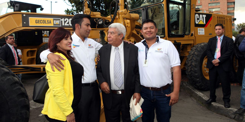 $14.377 millones en maquinaria amarilla para Cundinamarca


















































































