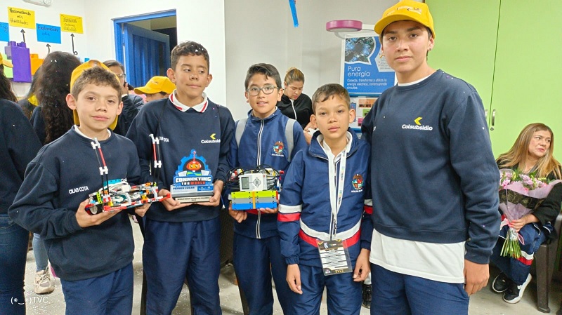 Imagen: Tres estudiantes de Cota representarán al país en Olimpiada Mundial de Robótica
